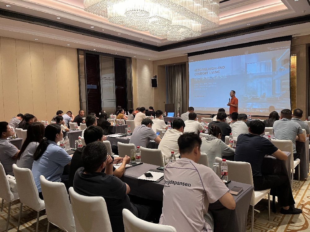 约克YVAG-HR全变频热回收三联供机组技术培训暨多末端系统技术交流会圆满落幕